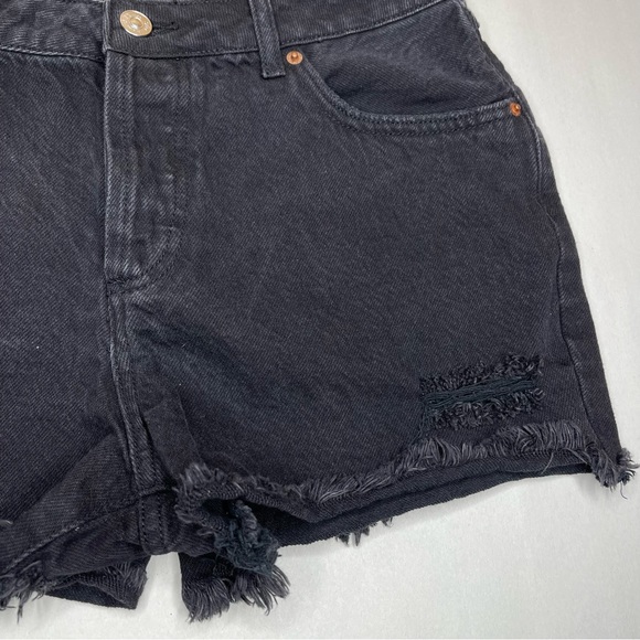 House of Harlow 1960 Black Button Fly Denim Cut Off Shorts Size 28 - Picture 2 of 9